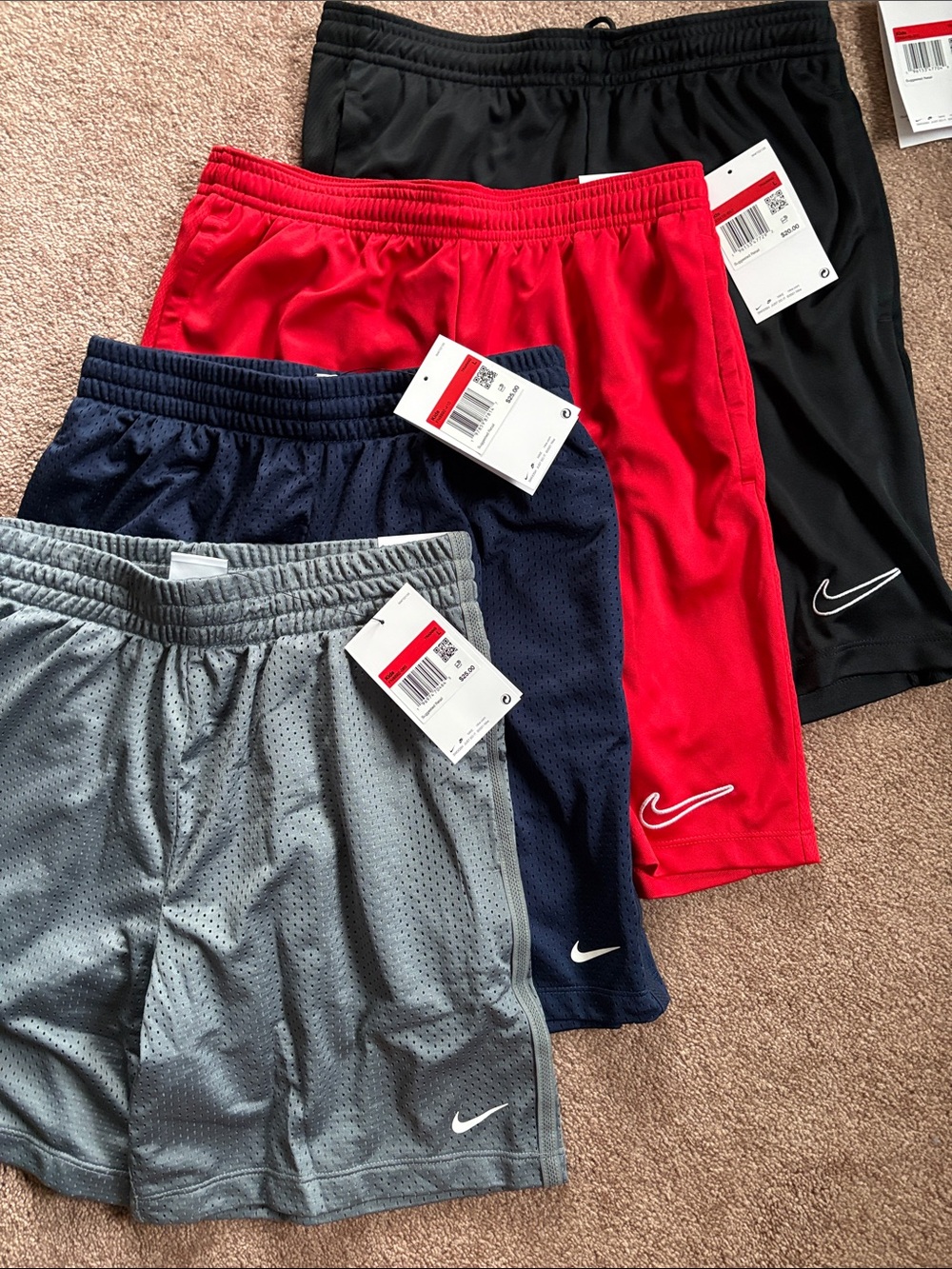 Nike Kids Boys set lot bundle 4 athletic sports shorts size large NWT